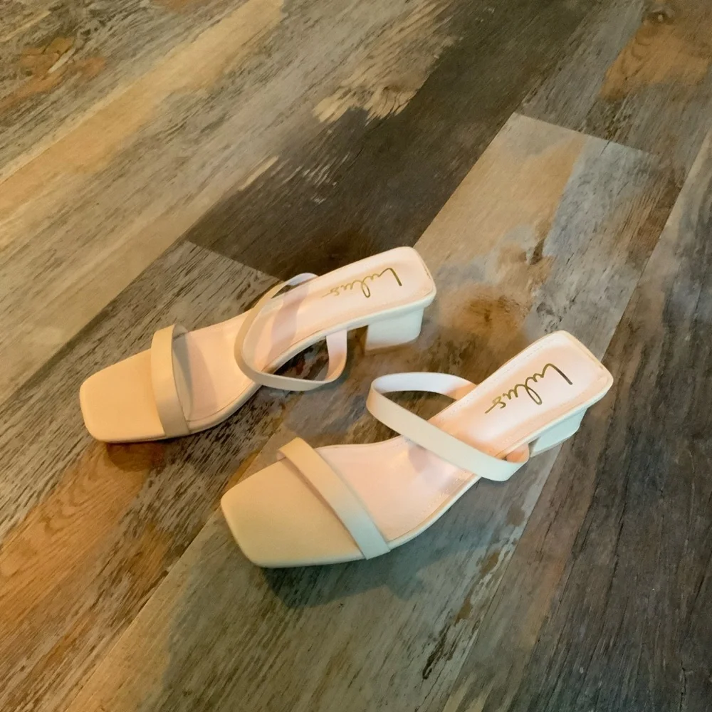 Lulu's Vanilla Double-Strap Fallyn Naked Heels Size 10